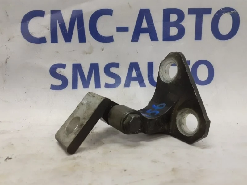 Петля двери Volkswagen Passat CC 3C0831402D 2.0T