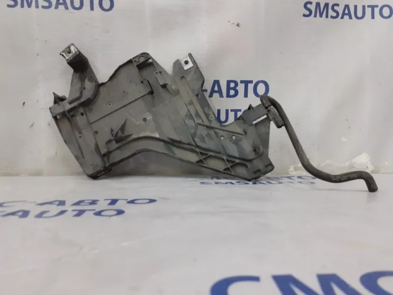 Кронштейн бампера под фару Audi A4 2008-2011 1301073034 8K 1.8T, передний правый