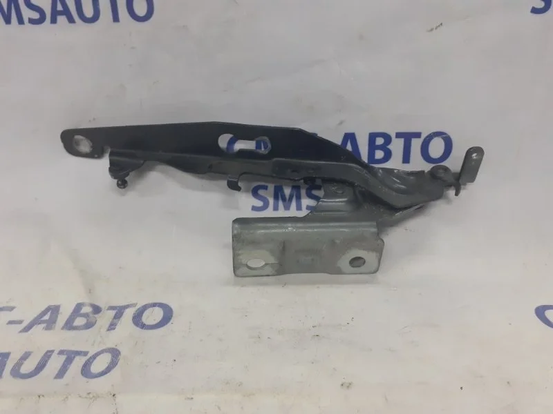 Петля капота Volvo S60 2010-2013 30799179 С60 1.6T, правая