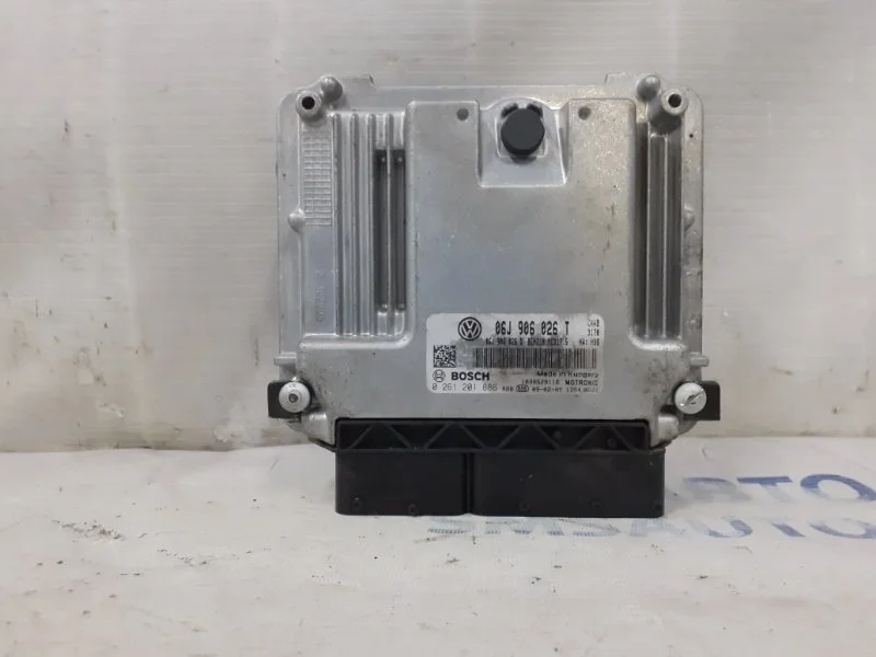 Блок управления ДВС Volkswagen Tiguan 06J906026T 2.0T, передний