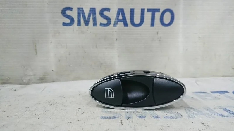 Кнопка стеклоподъемника Mercedes-Benz CLS-Class A2118219958 W219 5.0, задняя