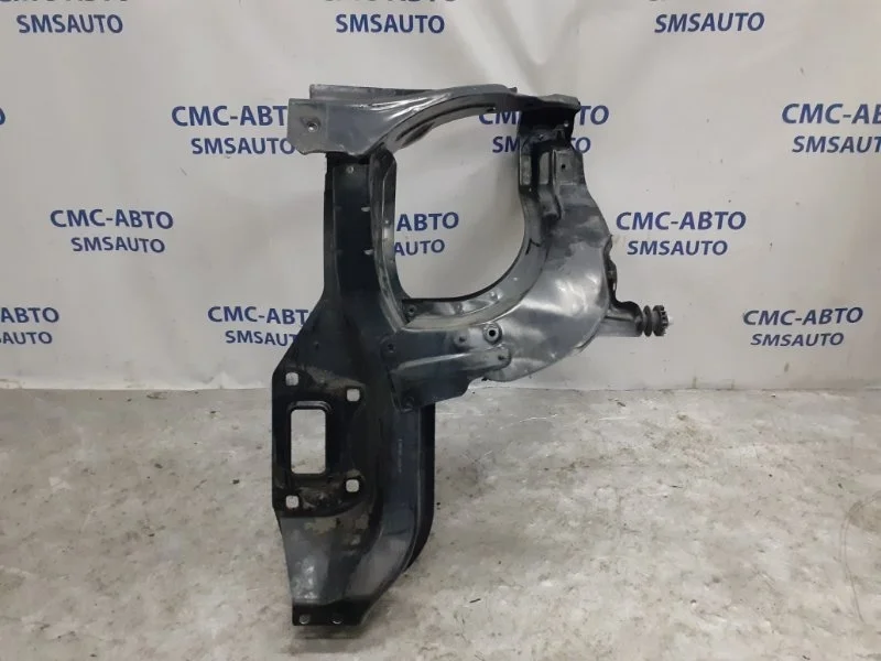 Кронштейн фары Mercedes-Benz ML A1646200391 W164 3.5, передний левый