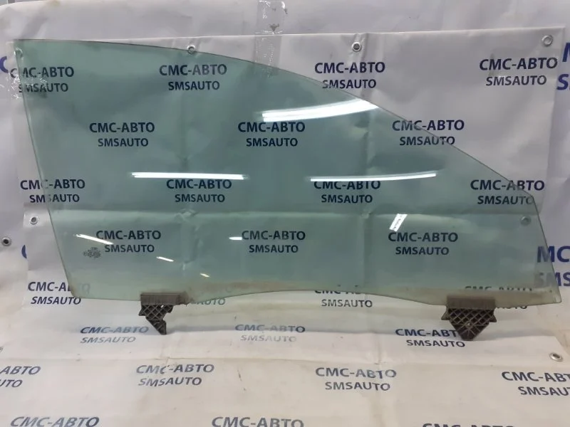 Стекло двери Audi A8 4E0845022F D3, переднее правое