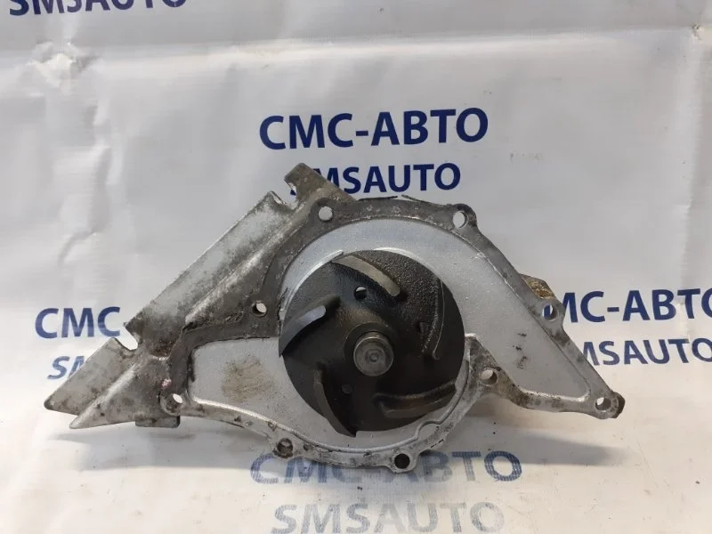Помпа системы охлаждения Audi A8 077121004P D3