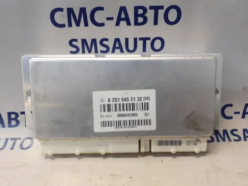 Блок управления пневмоподвеской Mercedes-Benz GL A2515452132 X164 4.7