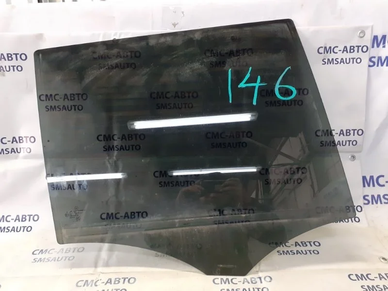 Стекло двери Mercedes-Benz GL A1647351010 X164 4.7, заднее правое