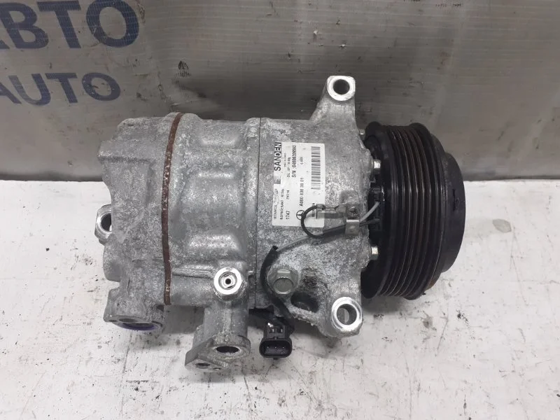 Компрессор кондиционера Mercedes-Benz GLC A0008303801 X253