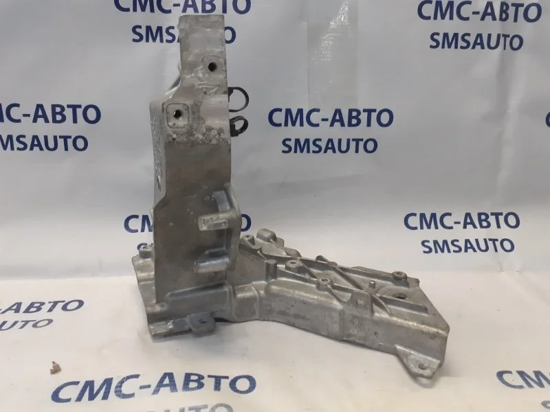 Кронштейн Mercedes-Benz GLC A2536210600 X253, передний левый