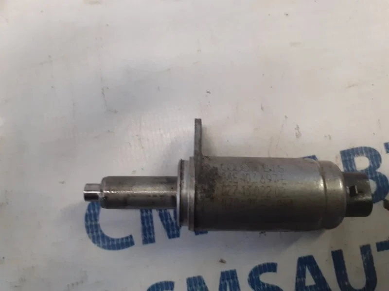 Клапан электромагнитный фаз ГРМ Audi A6 06E103697E C6 2.8