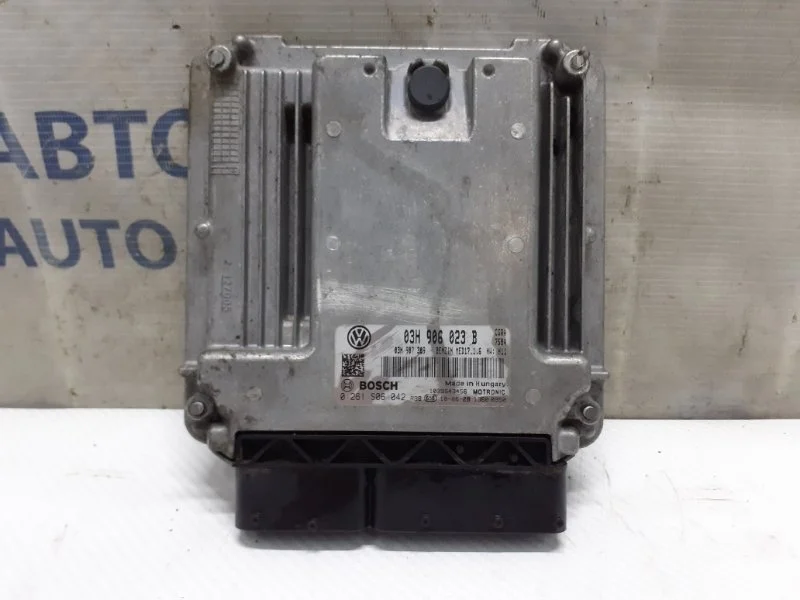 Блок управления ДВС Volkswagen Touareg 03H906023B NF 3.6