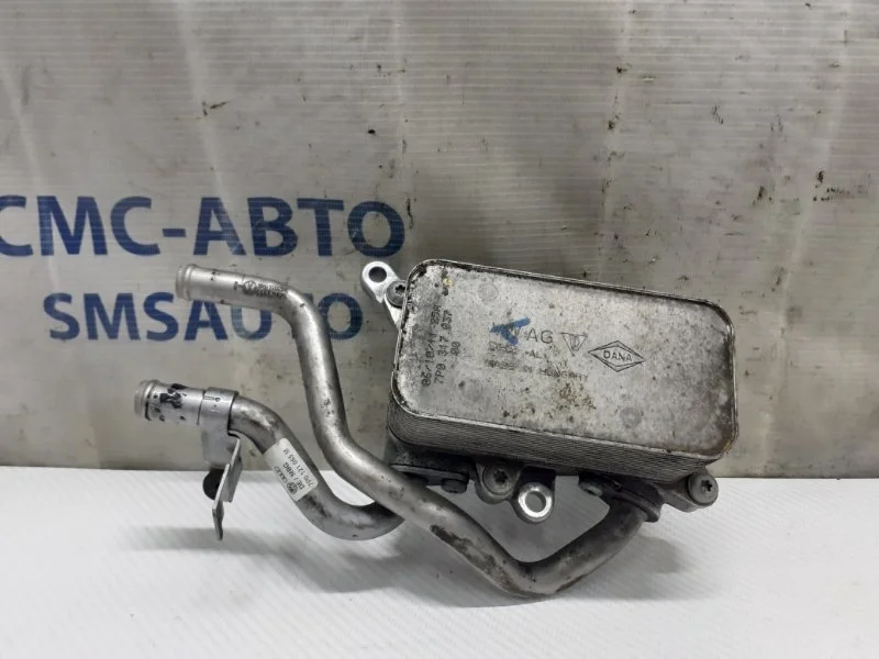Радиатор масляный Volkswagen Touareg 7P0317037 NF 3.6