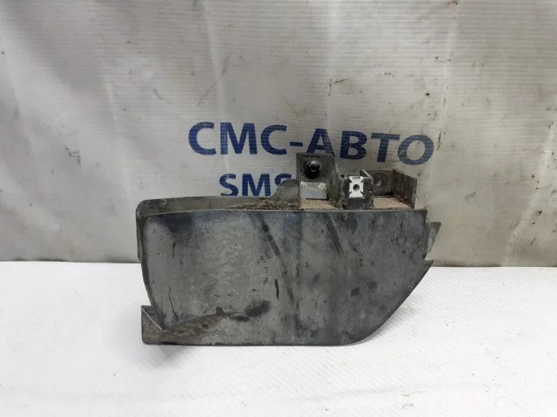 Брызговик Volkswagen Touareg 7P6854856 NF, задний правый