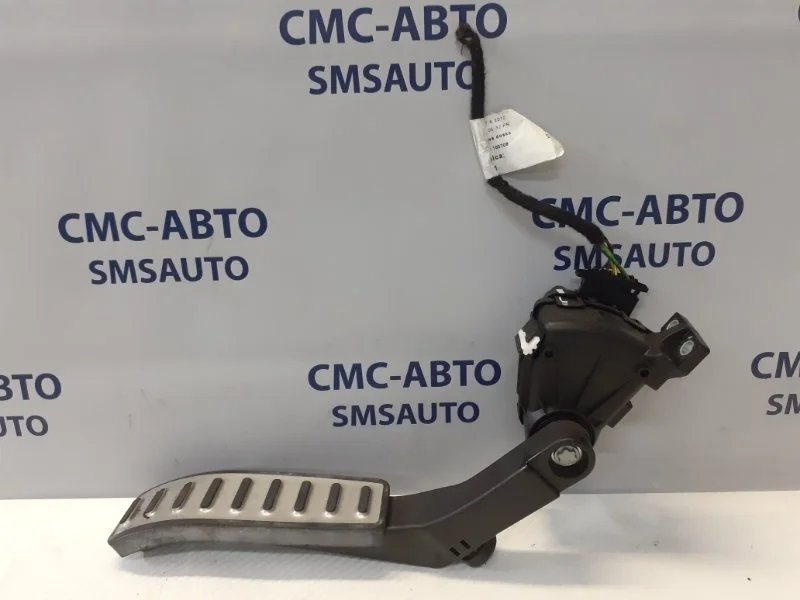 Педаль газа Porsche Cayenne 7L0723507D 958 4.8. 4802
