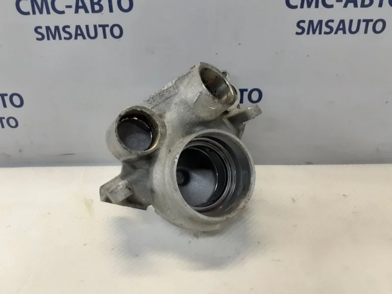 Корпус термостата Porsche Cayenne 94810608000 958 4.8. 4802