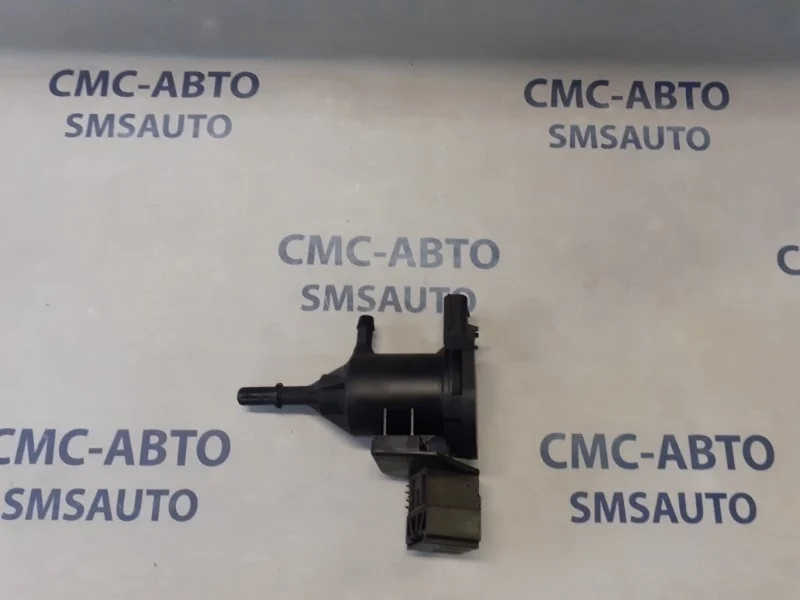 Клапан вентиляции Mercedes-Benz CLS-Class A0014760532 W218 3.5