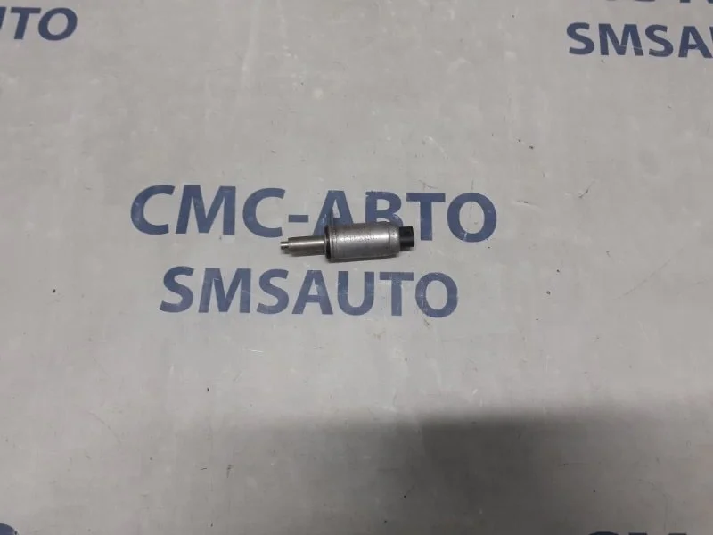 Клапан электромагнитный Audi A5 06E103697E 8K 3.2