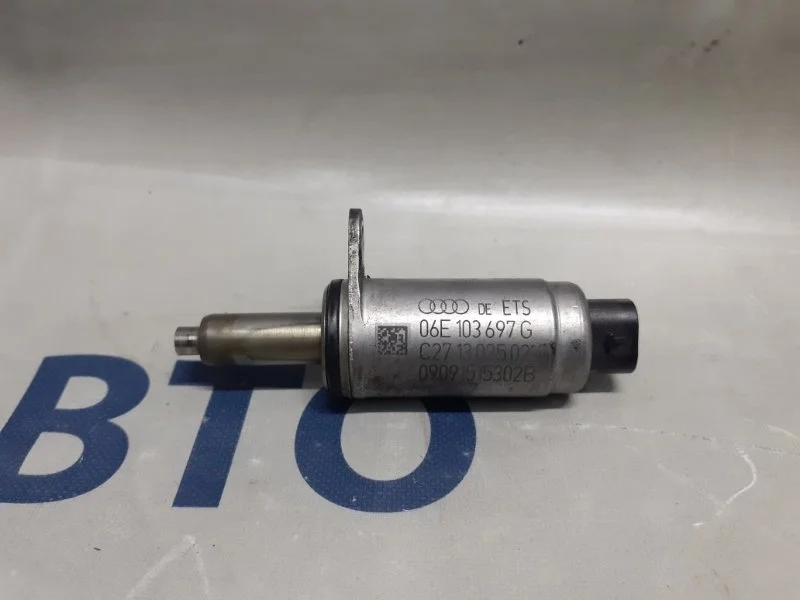 Клапан электромагнитный Audi A6 2008-2011 06E103697G C6 2.8