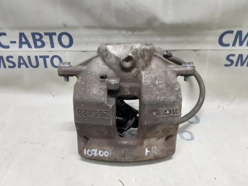 Суппорт Mercedes-Benz C-Class A2044212481 W204 1.8Т, передний правый