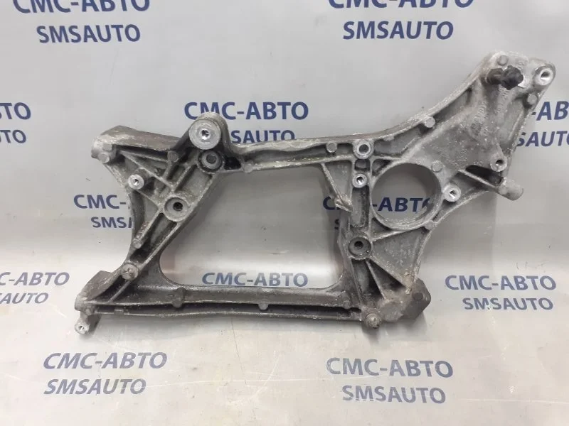 Кронштейн Mercedes-Benz ML A6512012009 W166