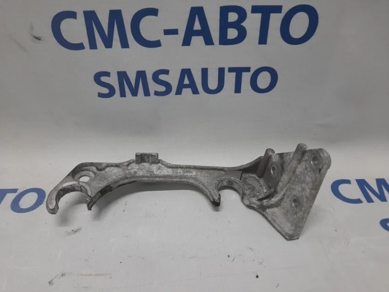 Кронштейн Mercedes-Benz ML A6510940127 W166