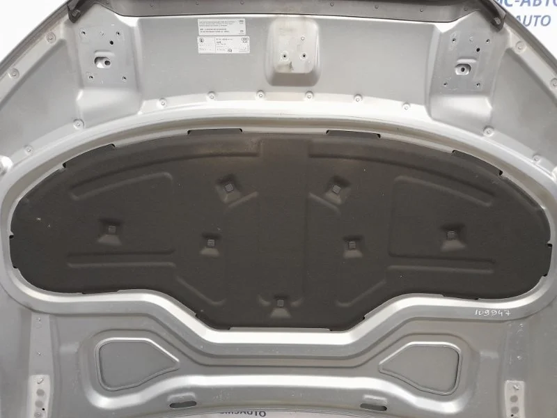 Шумоизоляция капота Audi A8 2012 4H0863825B D4 4.2 CDR