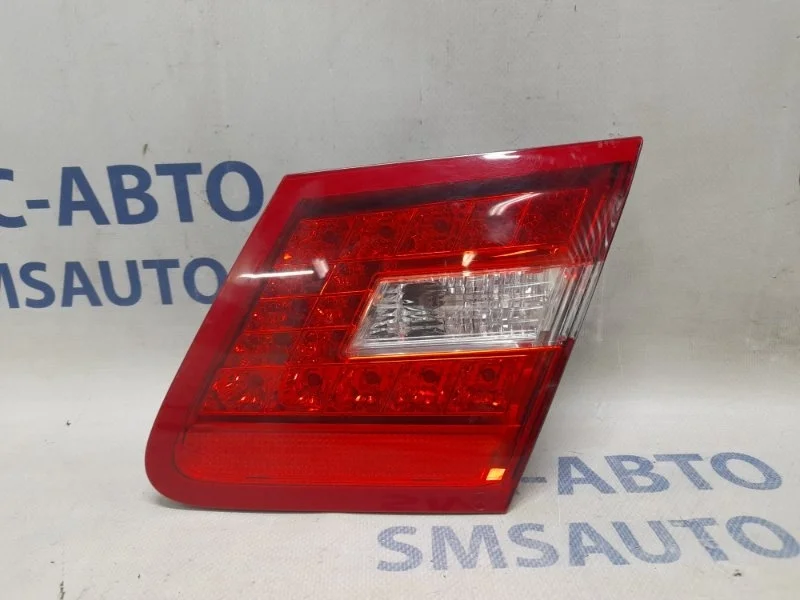 Фонарь крышки багажника Mercedes-Benz E-Class A2078200464 C207, правый