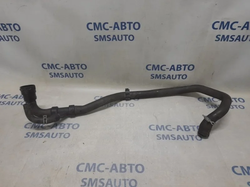 Патрубок охлаждения Volvo S60 31338177 С60 1.6T