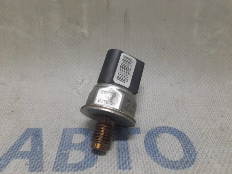 Датчик давления топлива Volkswagen Touareg 059130758J NF 3.0TD