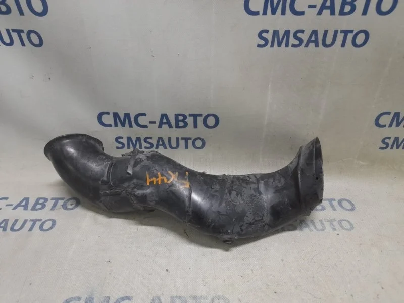 Патрубок воздушный Volkswagen Touareg 7P6129609A NF 3.0TD