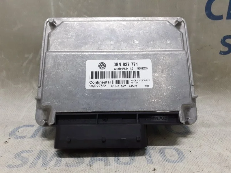 Блок управления раздаткой Volkswagen Touareg 0BN927771 NF 3.6