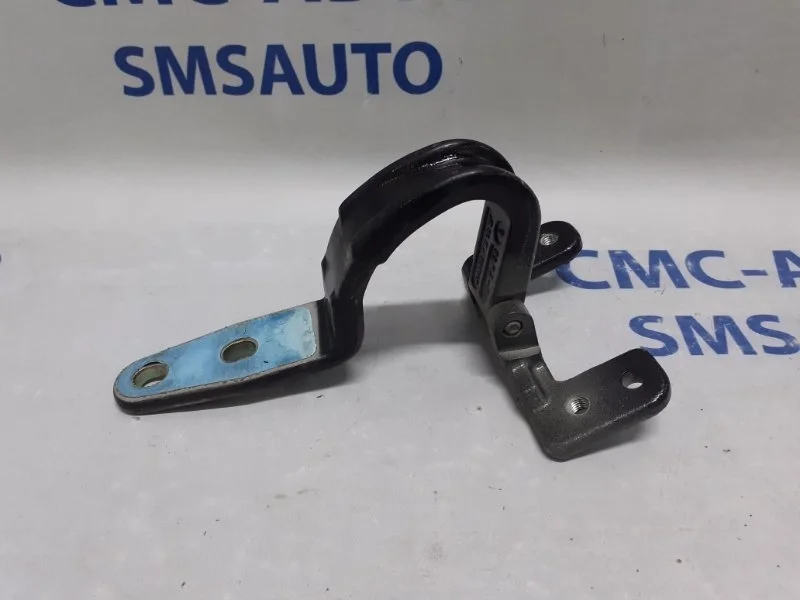 Петля багажника Mercedes-Benz GLK A2047400837 X204 3.0, правая