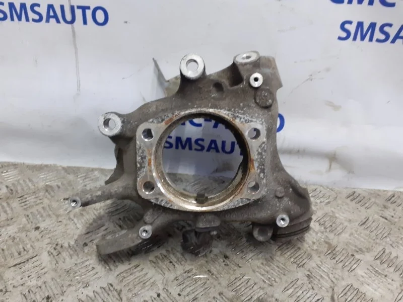 Кулак поворотный Audi A8 2011 4H0505432D D4 4.2 CDR, задний правый