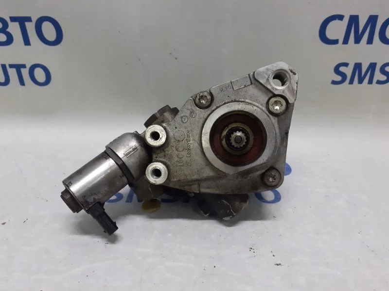 Насос ГУР Audi A8 2011 4H0145155D D4 4.2 CDR