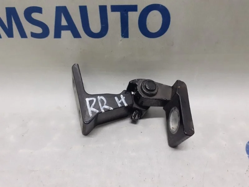 Петля двери нижняя Audi A7 4H0831402 4G 3.0 CGW, правая