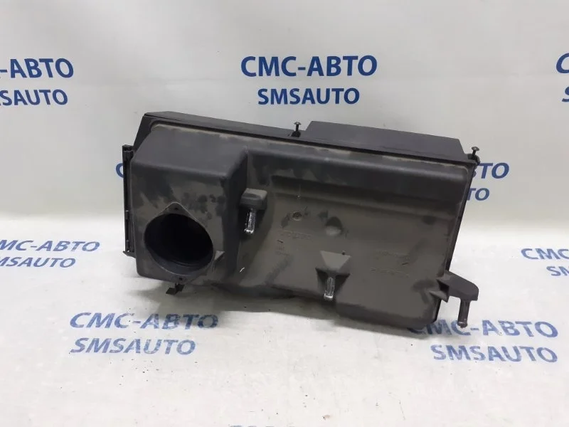 Корпус воздушного фильтра Volvo S80 30677718 С80 2.5T