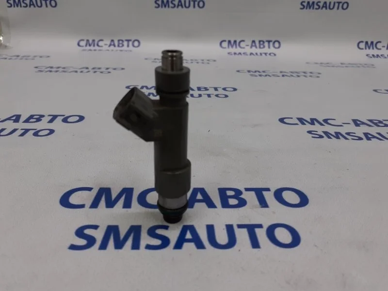 Форсунка топливная Volvo XC90 8653608 ХС90 4.4