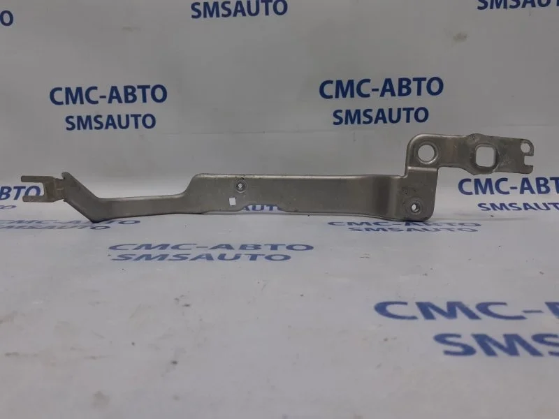 Кронштейн крыла Audi A6 4G0807591B C7 2.8 CHV, передний левый