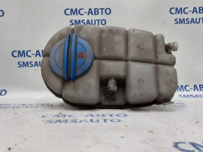 Бачок расширительный Audi A6 4G0121403D C7 2.8 CHV