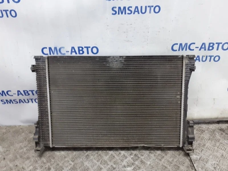 Радиатор охлаждения ДВС Mercedes-Benz C-Class A2045000203 W204 1.8