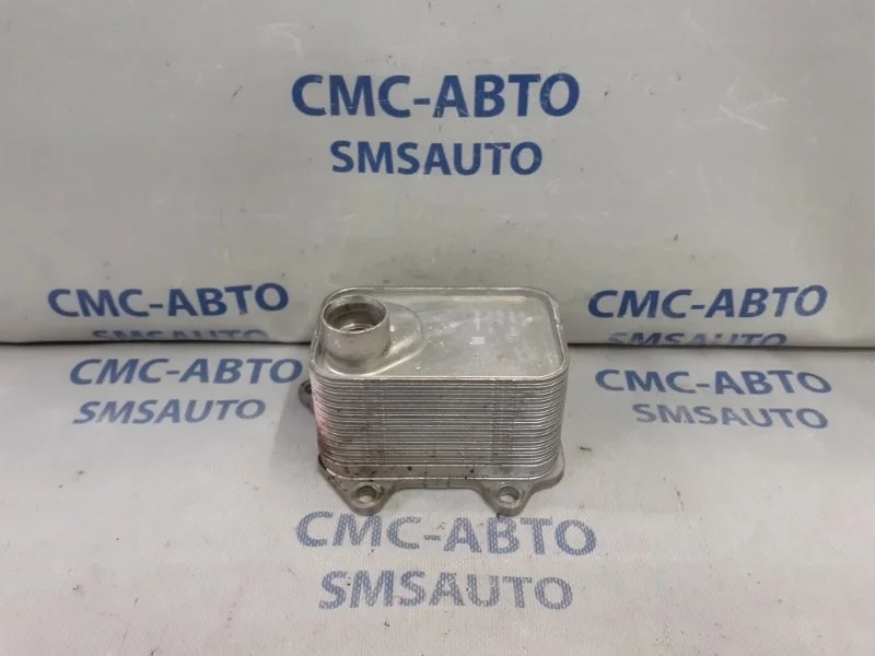 Радиатор масляный Audi Q5 06L117021C 8R 2.0T