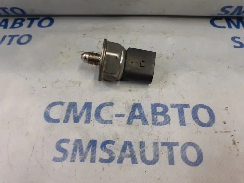 Датчик давления топлива Mercedes-Benz E-Class A2711530328 W212 1.8T