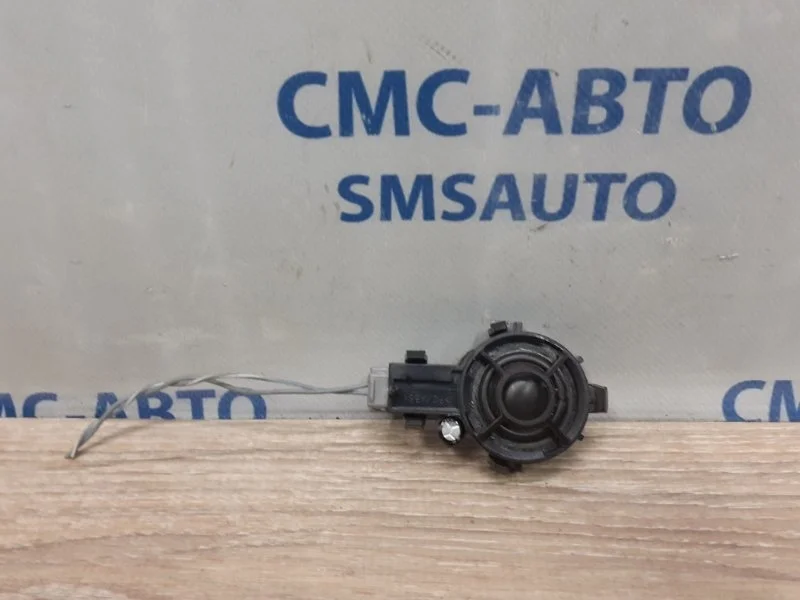 Динамик Volvo XC90 30745936 ХС90 2.4D, задний