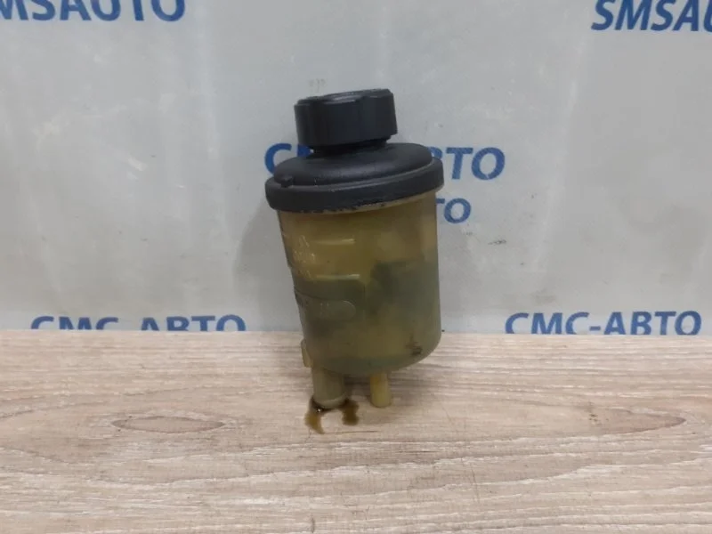 Бачок ГУР Volvo XC60 30680756 ХС60 2.0T