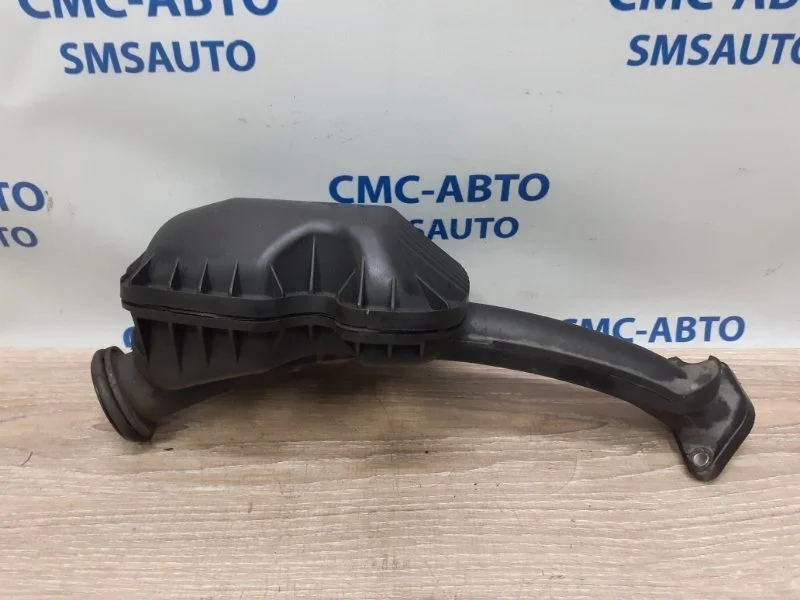 Корпус резонатора Volvo XC70 30774691 ХС70 2.4D