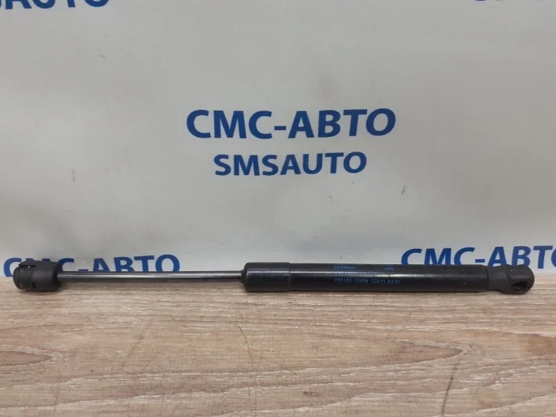 Амортизатор капота Audi A6 4G8823359A C7 3.0TD