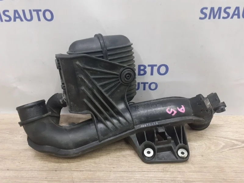Патрубок воздушный Audi A5 2010 8K0129955A 8K 2.0T