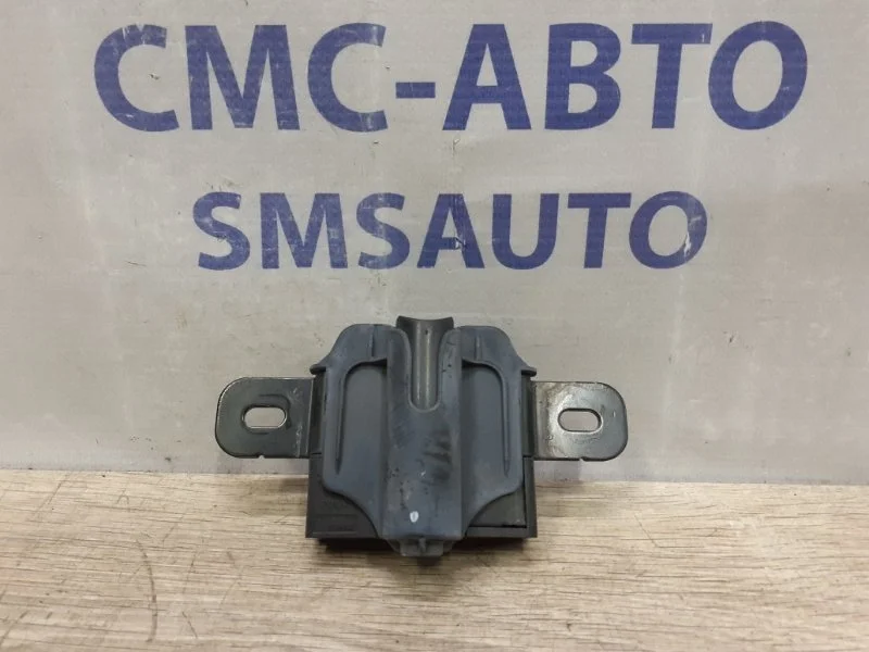 Замок капота Volvo S60 2014-2017 31218878 С60 1.6T, левый