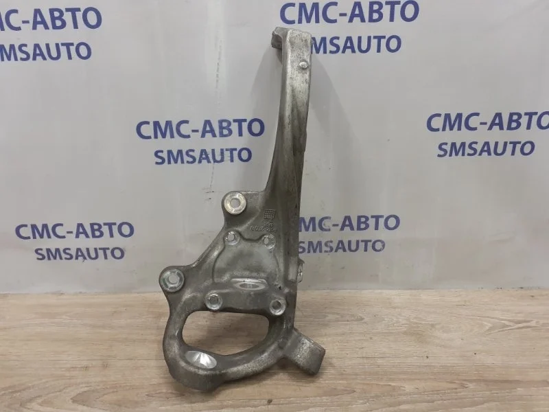 Кулак поворотный Mercedes-Benz C-Class A2053322100 W205, передний левый