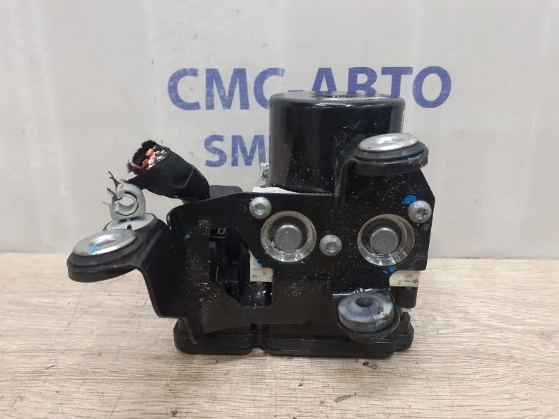 Блок АБС ABS Volvo XC60 31400107 XC60