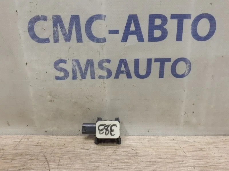 Датчик удара Mercedes-Benz ML A0038202926 W164